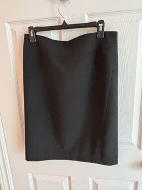 Classic Black Women's Pencil Skirt from the Loft